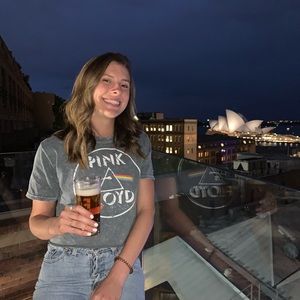 Meet your Posher, Celeste